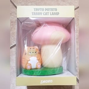 Smoko Tayto Potato Tabby Cat Lamp